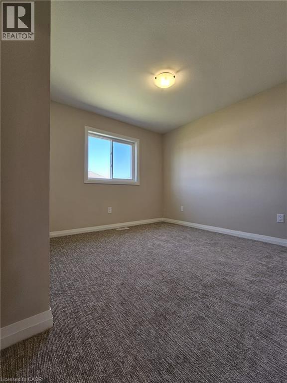 Photo 21 of 111 Alicia Crescent, Thorold ON