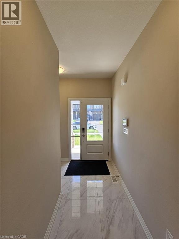 Photo 12 of 111 Alicia Crescent, Thorold ON
