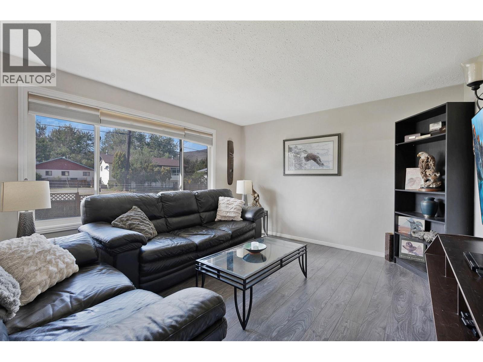 Photo 6 of 2305 39 Street, Vernon BC