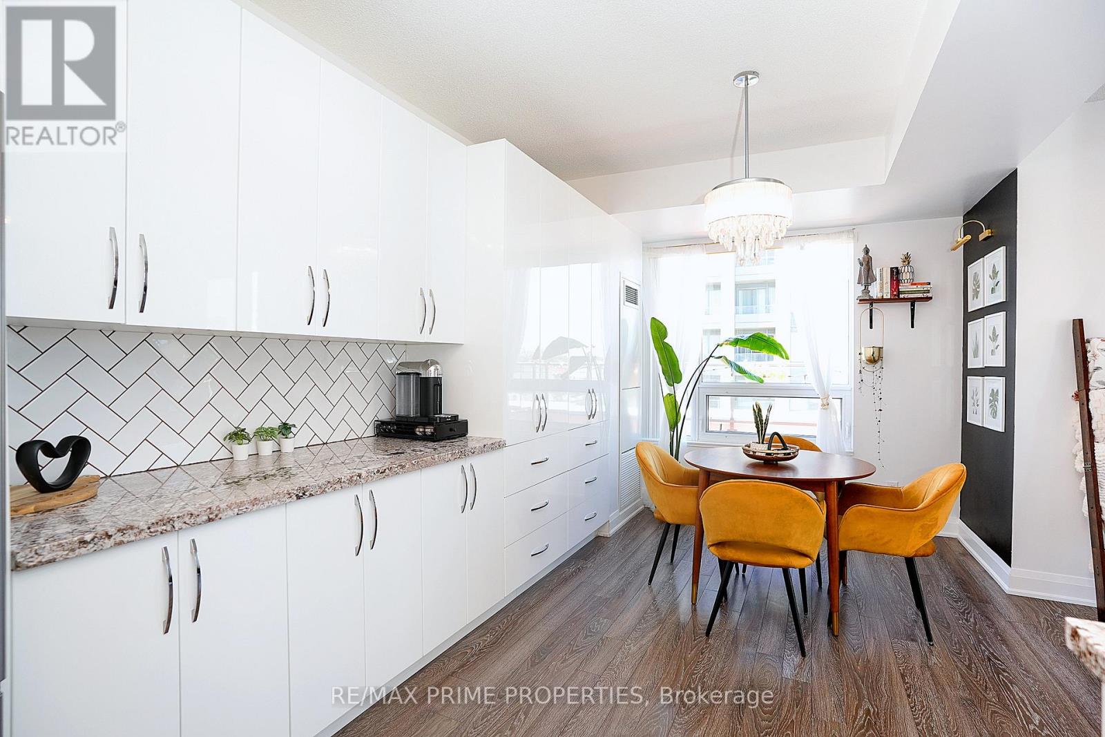 Photo 22 of 510 8228 Birchmount Road, Markham ON