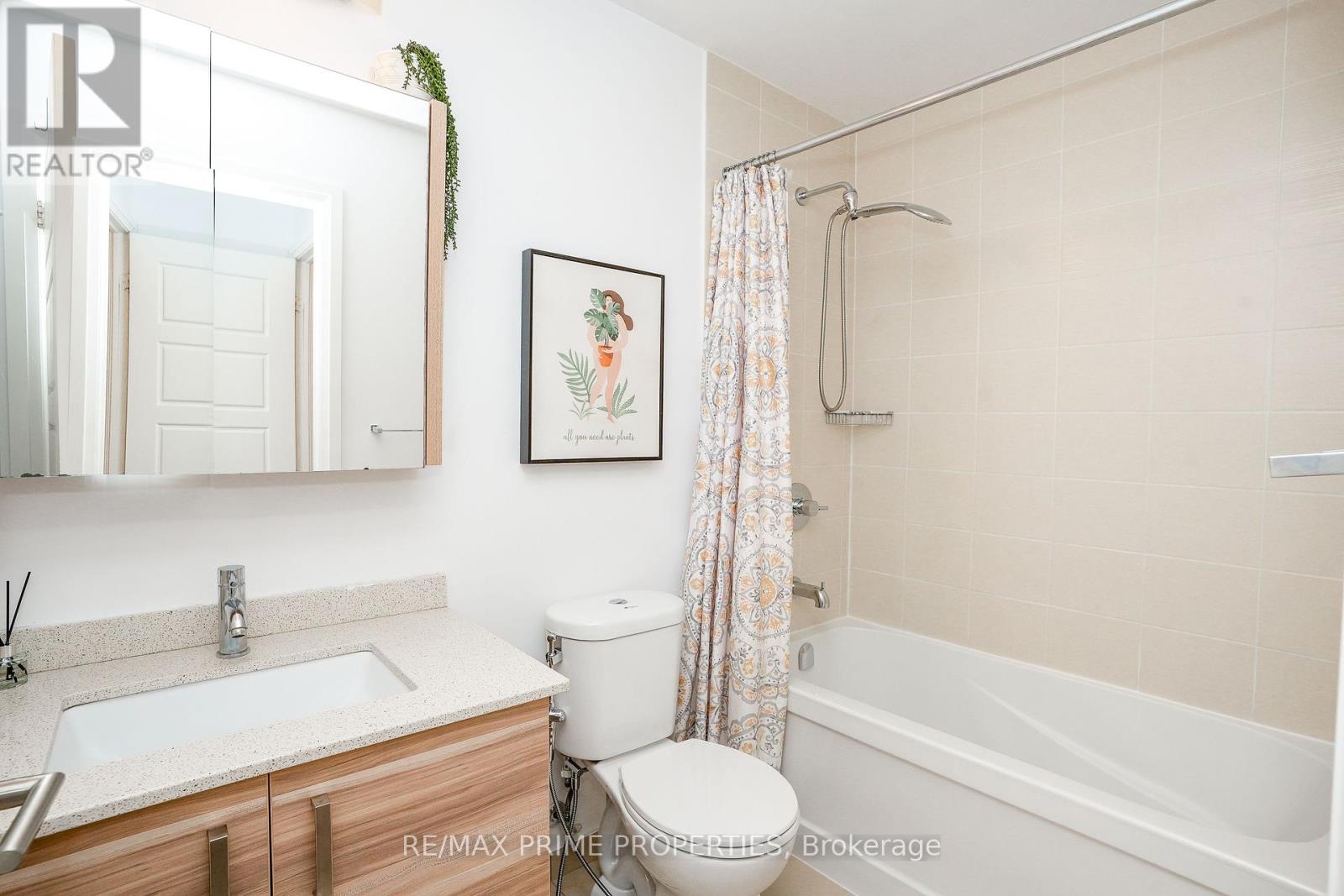 Photo 23 of 510 8228 Birchmount Road, Markham ON