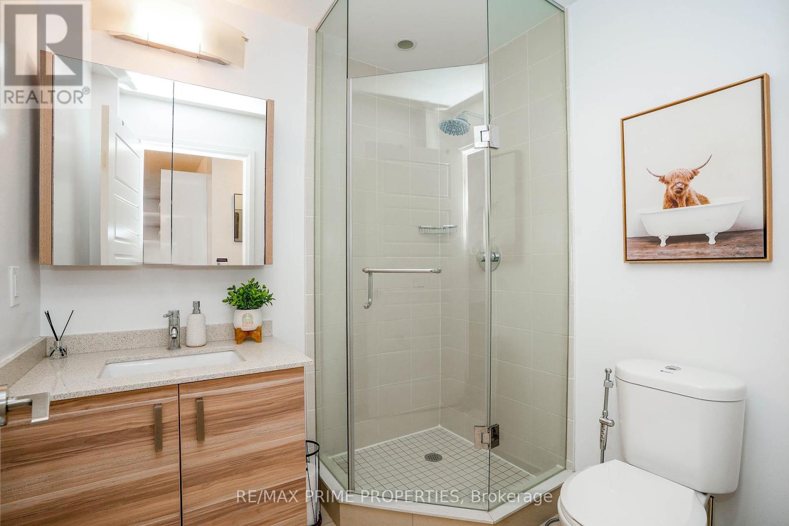 Photo 1 of 510 8228 Birchmount Road, Markham ON