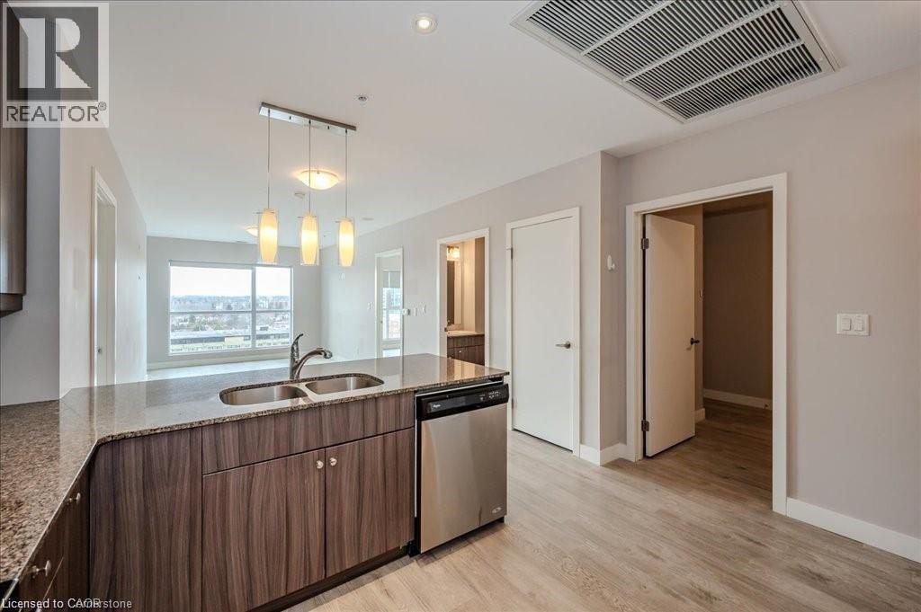 Photo 6 of 1 Victoria Street S Unit 811, Kitchener ON