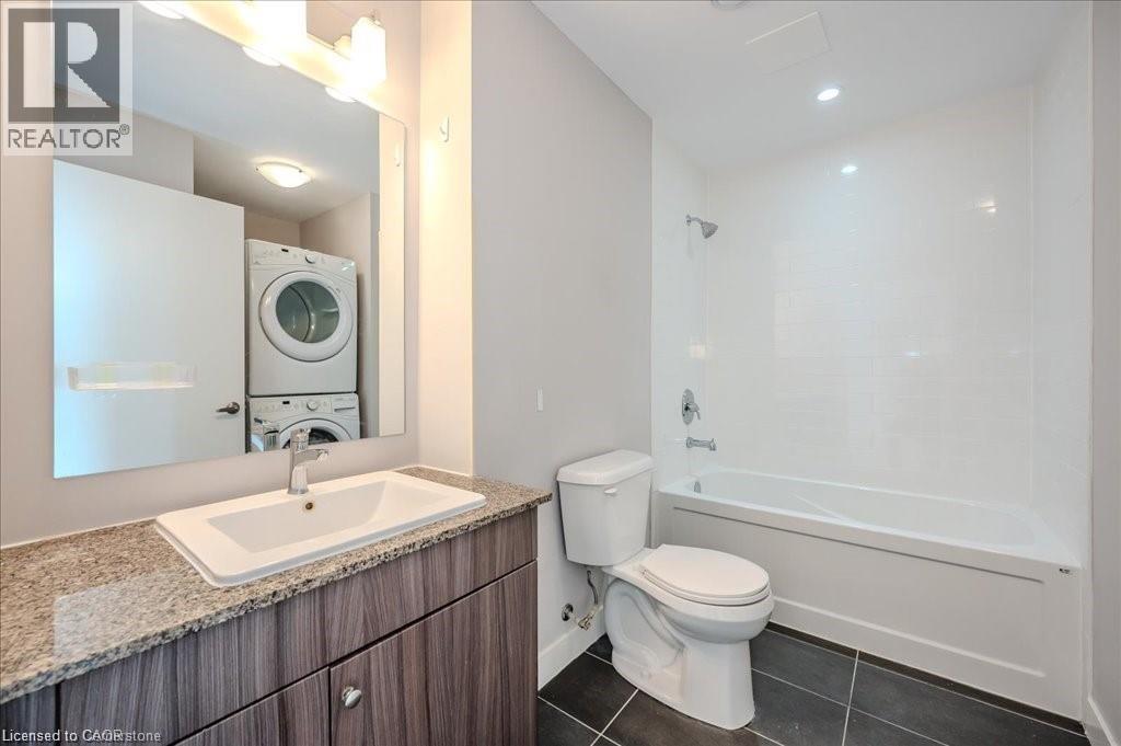 Photo 7 of 1 Victoria Street S Unit 811, Kitchener ON