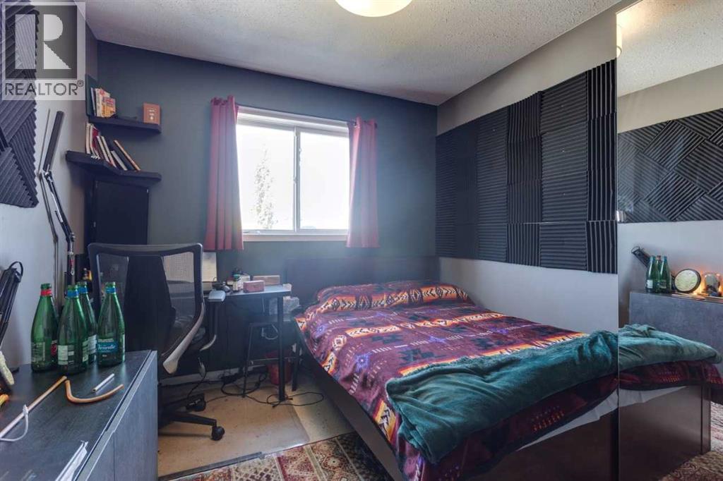 Single Family House for Sale in  Coventry Road NE Coventry Hills Calgary 