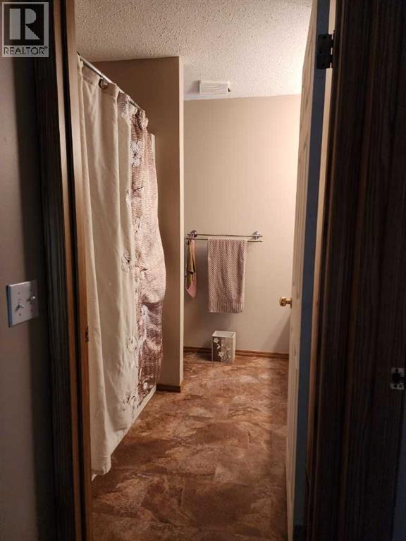 Single Family House for Sale in  Coventry Road NE Coventry Hills Calgary 