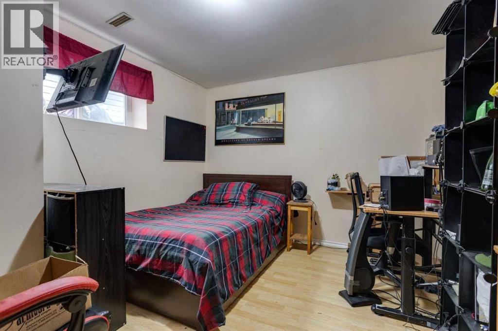 Single Family House for Sale in  Coventry Road NE Coventry Hills Calgary 