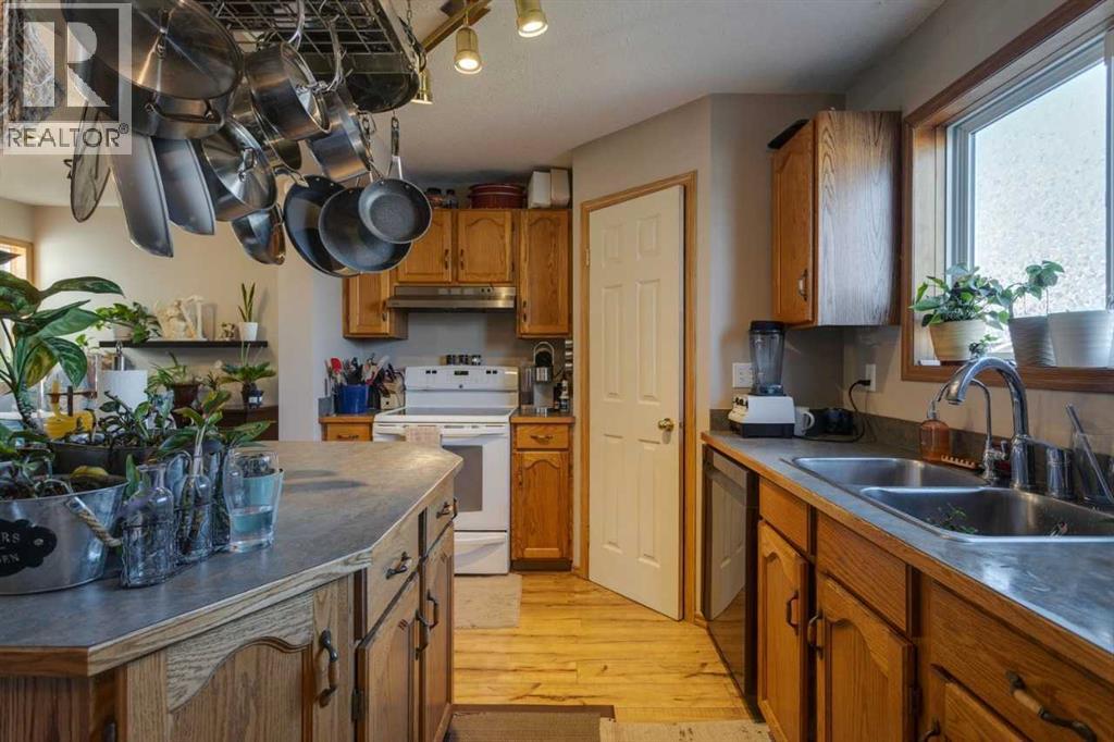 Single Family House for Sale in  Coventry Road NE Coventry Hills Calgary 