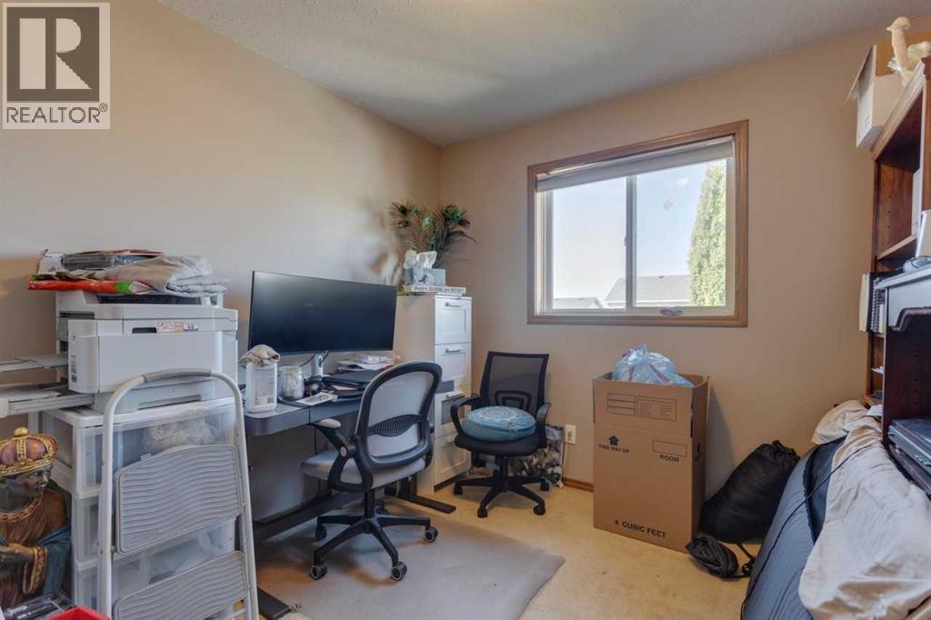 Single Family House for Sale in  Coventry Road NE Coventry Hills Calgary 