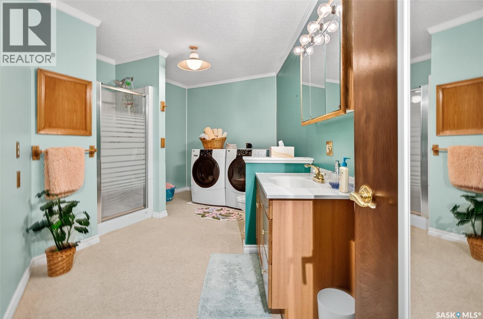 Photo 23 of 31 Bluebell Crescent, Moose Jaw SK