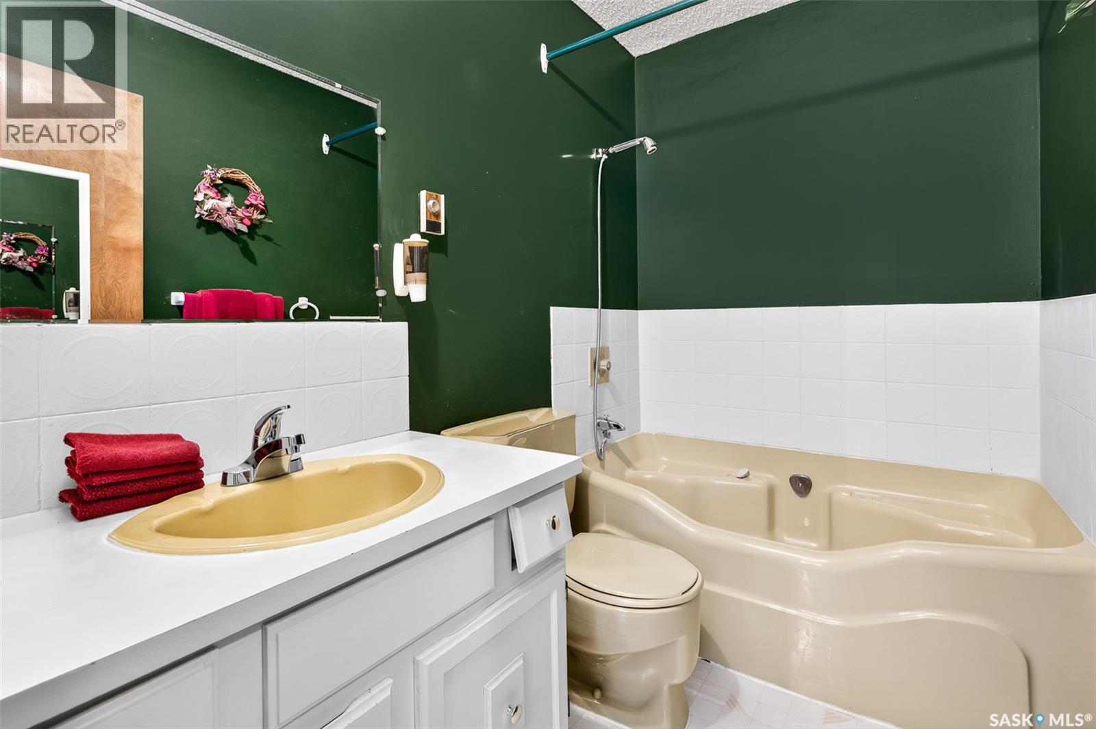 Photo 37 of 31 Bluebell Crescent, Moose Jaw SK