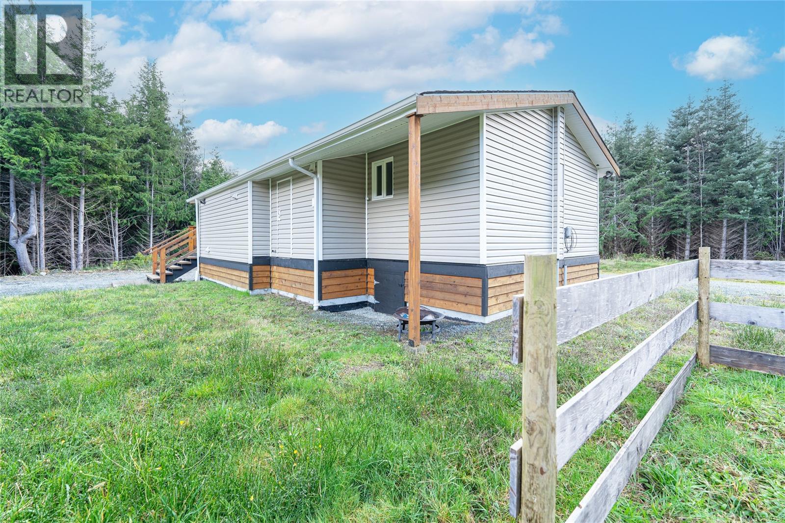Photo 17 of 2590 Clark Rd, Sooke BC