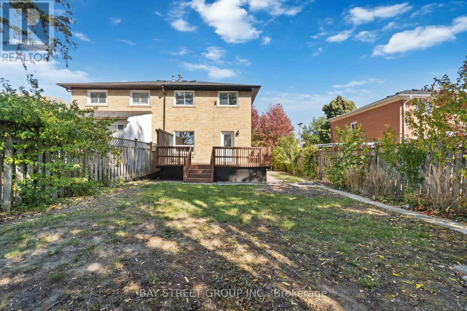 Photo 11 of 1372 Freeport Drive, Mississauga ON