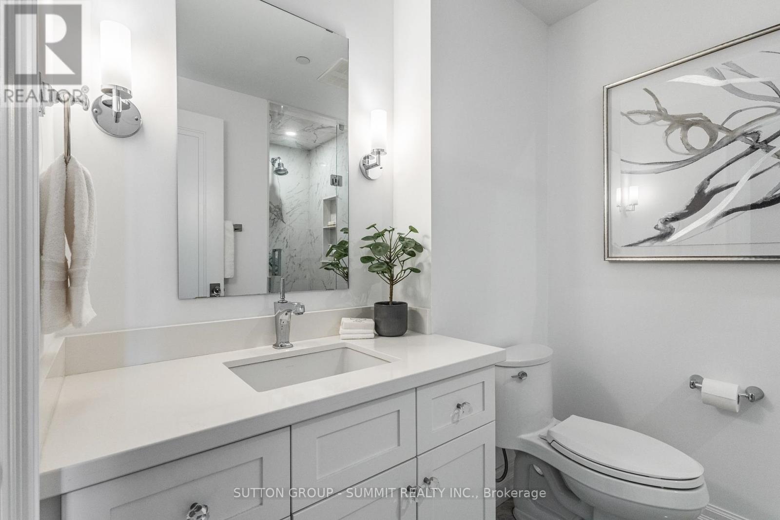 Photo 6 of 404 2060 Lakeshore Road, Burlington ON