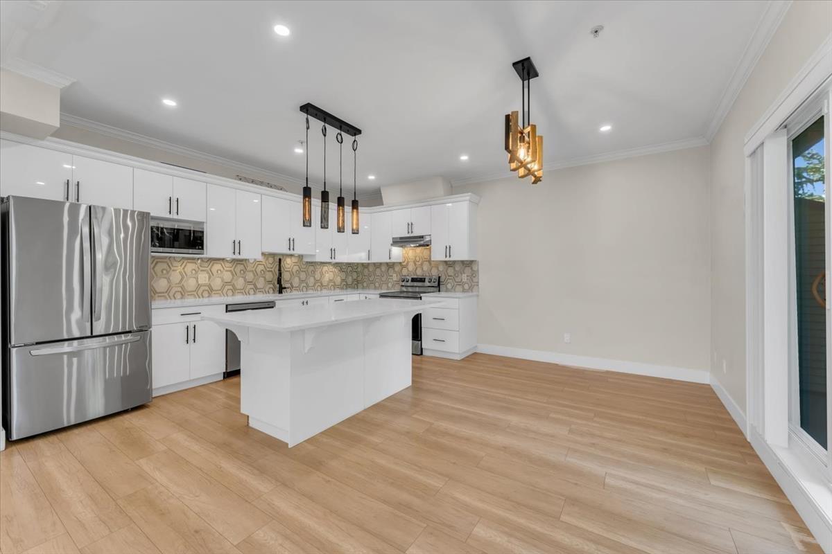 Photo 27 of 52 8633 159 Street, Surrey BC