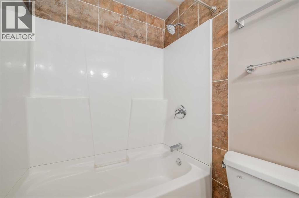 Single Family House Bi-level for Sale in   Street SW Oakridge Calgary 
