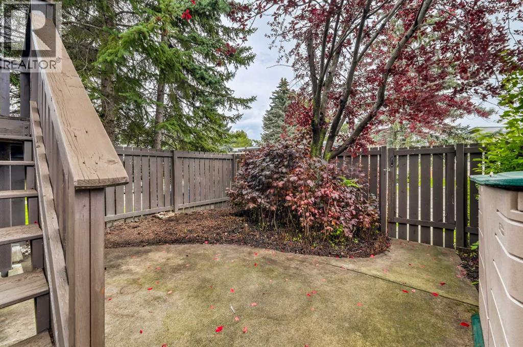 Single Family House Bi-level for Sale in   Street SW Oakridge Calgary 