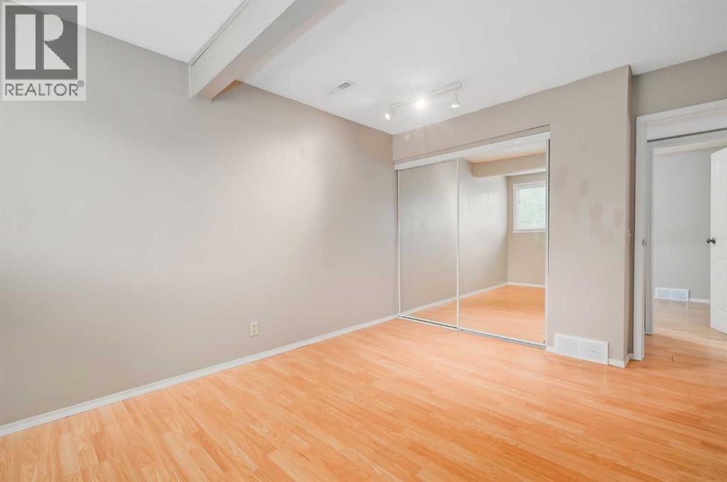 Single Family House Bi-level for Sale in   Street SW Oakridge Calgary 