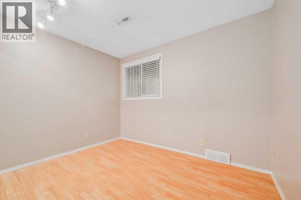 Single Family House Bi-level for Sale in   Street SW Oakridge Calgary 