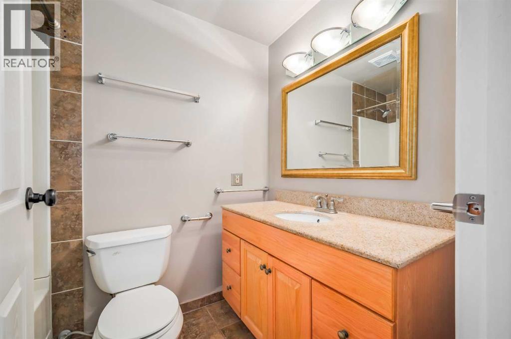 Single Family House Bi-level for Sale in   Street SW Oakridge Calgary 