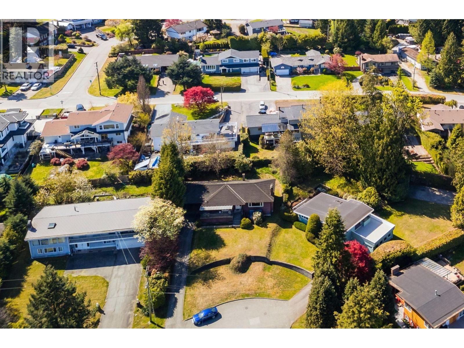 Photo 39 of 3088 Lazy A Street, Coquitlam BC