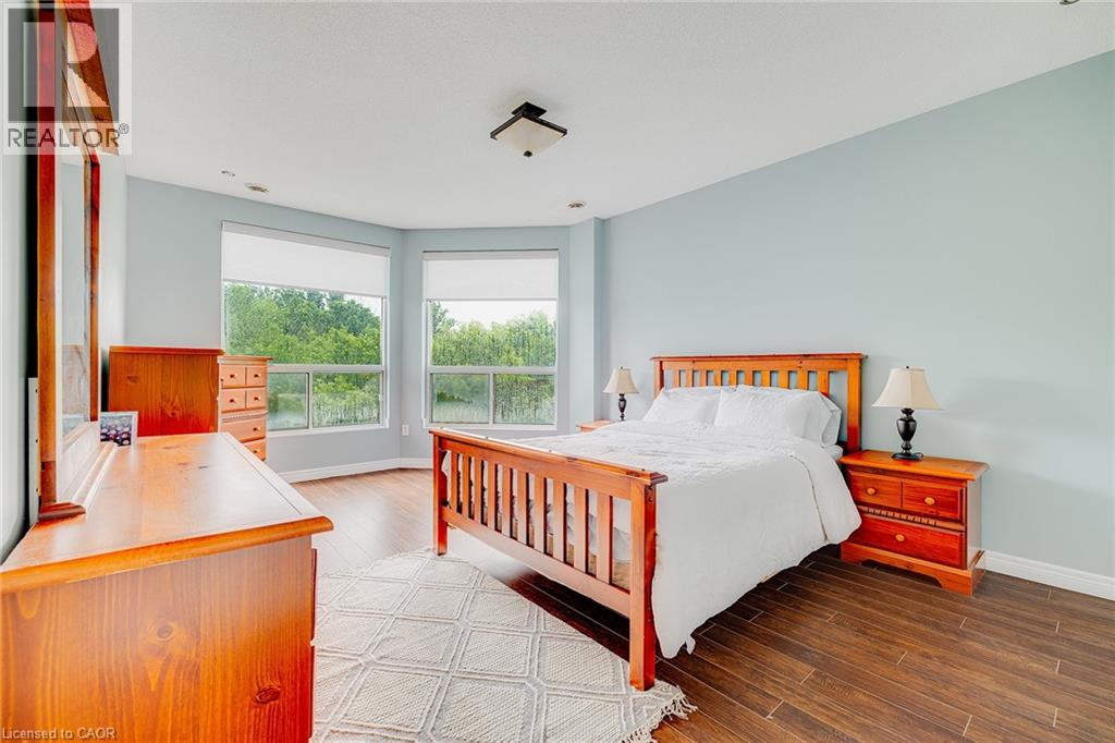 Photo 4 of 255 Keats Way Unit 403, Waterloo ON