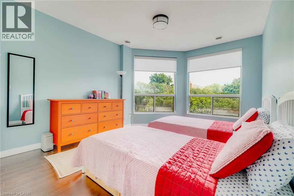 Photo 5 of 255 Keats Way Unit 403, Waterloo ON
