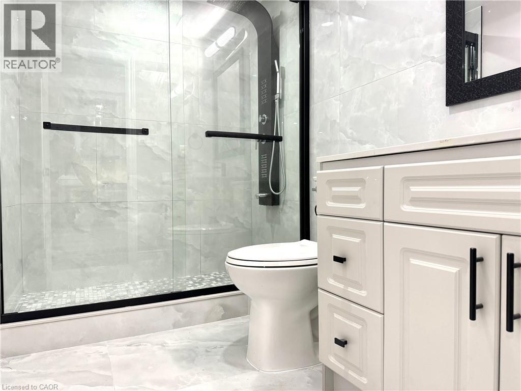 Photo 7 of 35 Loxleigh Lane Unit B, Breslau ON