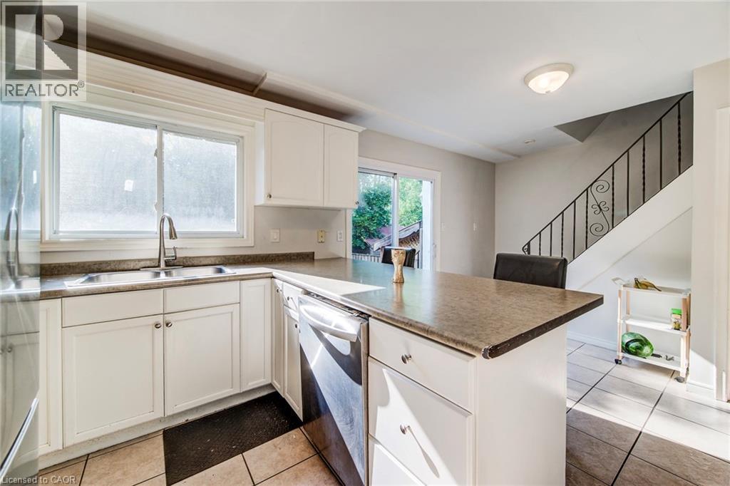 Photo 1 of 124 Wilfred Avenue, Kitchener ON