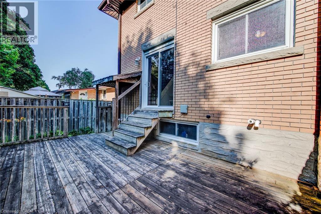 Photo 18 of 124 Wilfred Avenue, Kitchener ON