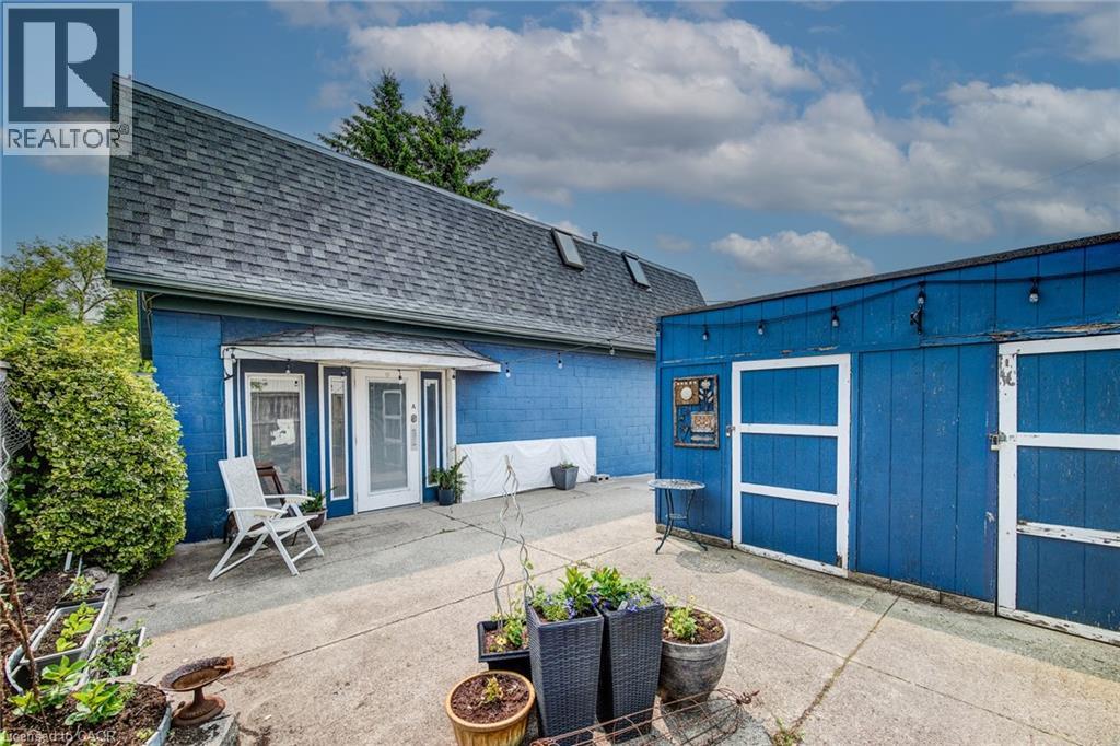 Photo 8 of 1023 Maple Leaf Street, Wellesley ON