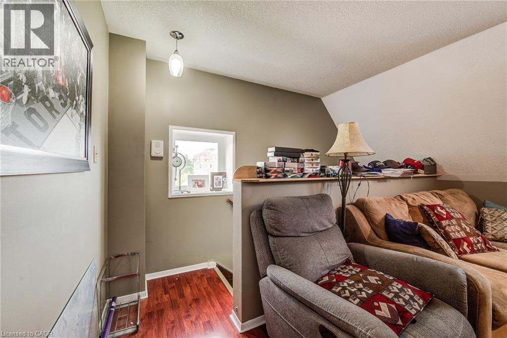 Photo 24 of 1023 Maple Leaf Street, Wellesley ON