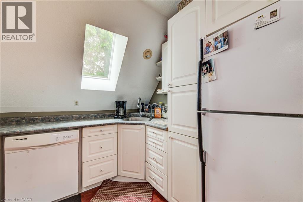 Photo 31 of 1023 Maple Leaf Street, Wellesley ON