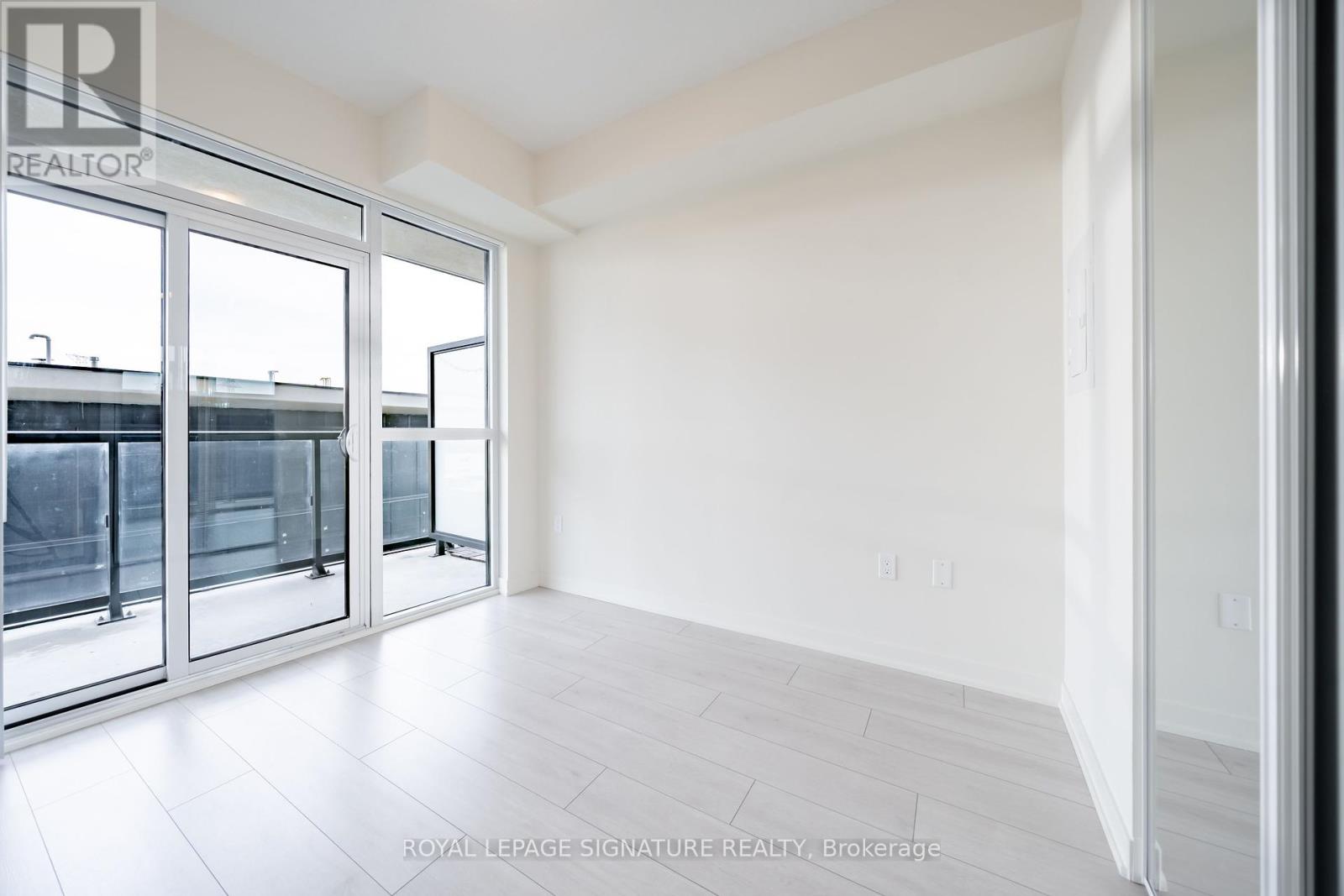 Photo 19 of 2208 38 Annie Craig Drive, Toronto ON