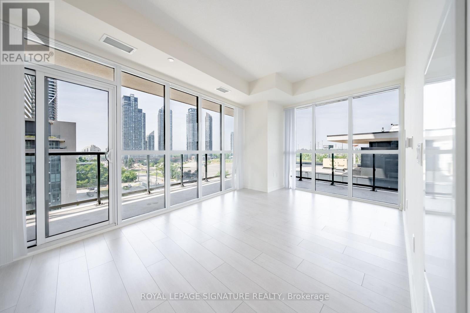 Photo 21 of 2208 38 Annie Craig Drive, Toronto ON