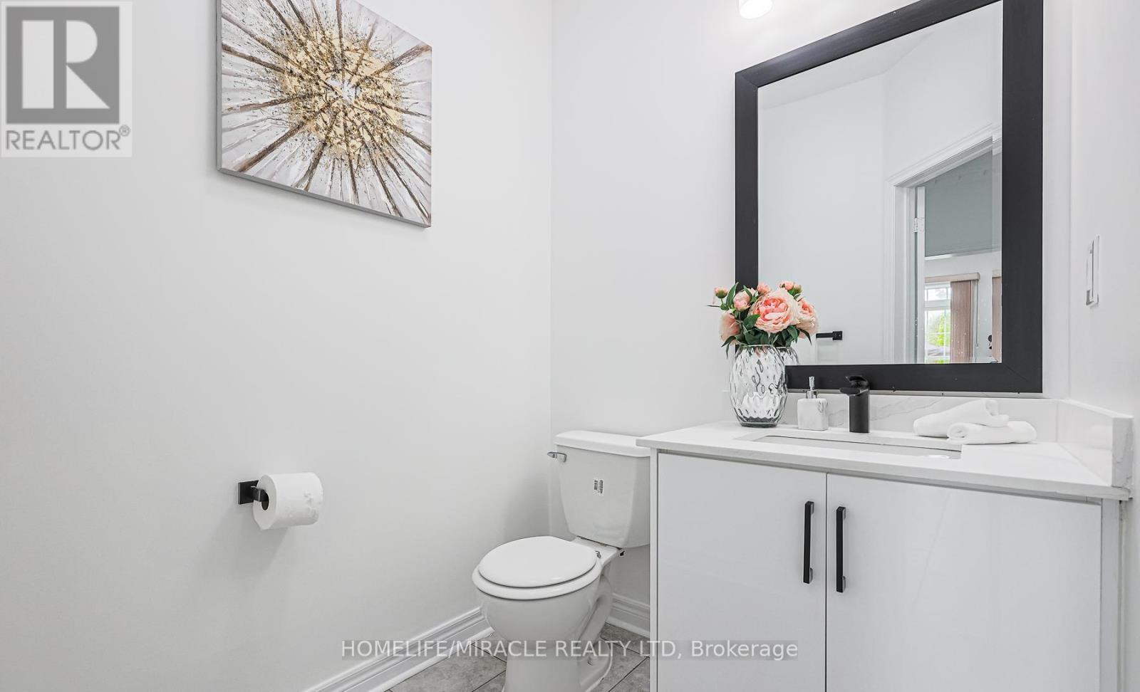 Photo 16 of 185 Mountainash Road, Brampton ON