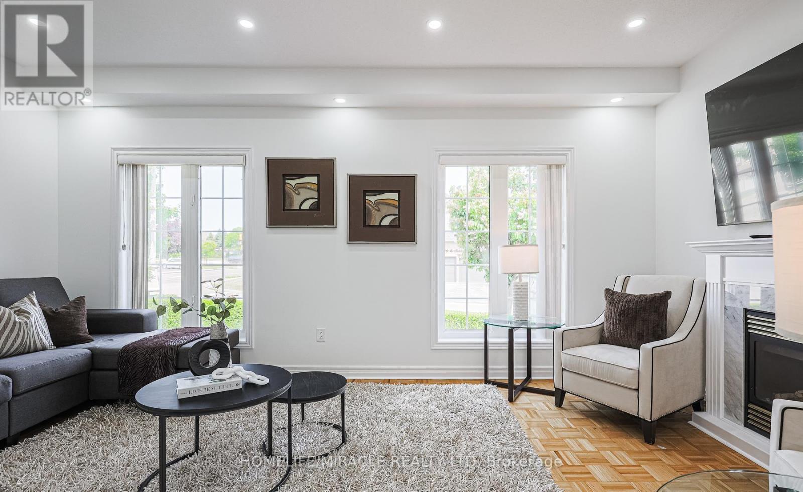 Photo 22 of 185 Mountainash Road, Brampton ON