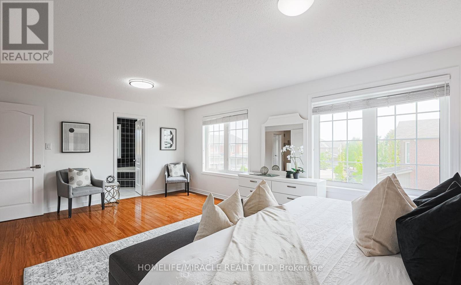 Photo 14 of 185 Mountainash Road, Brampton ON