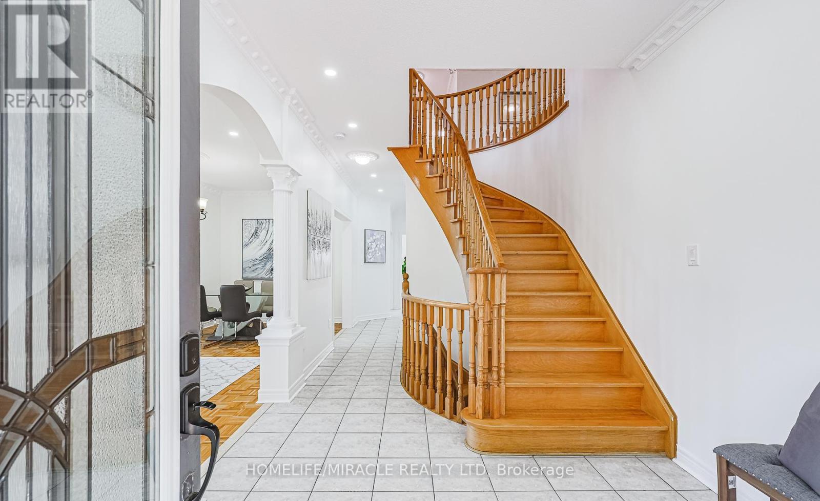 Photo 41 of 185 Mountainash Road, Brampton ON