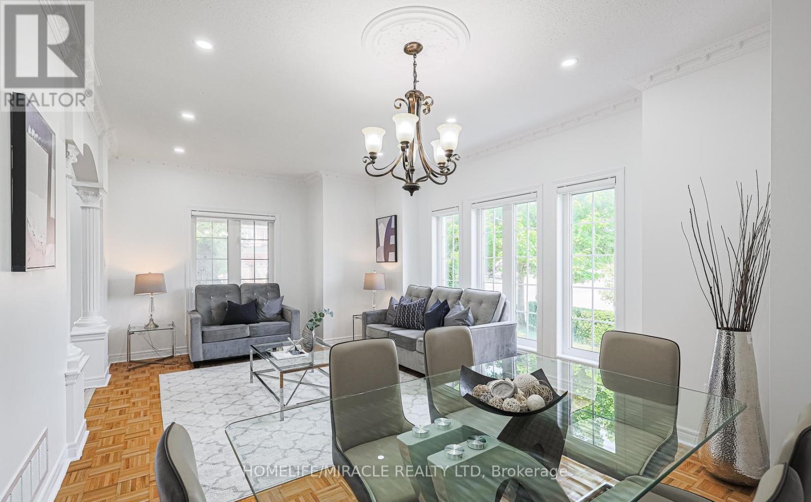 Photo 42 of 185 Mountainash Road, Brampton ON
