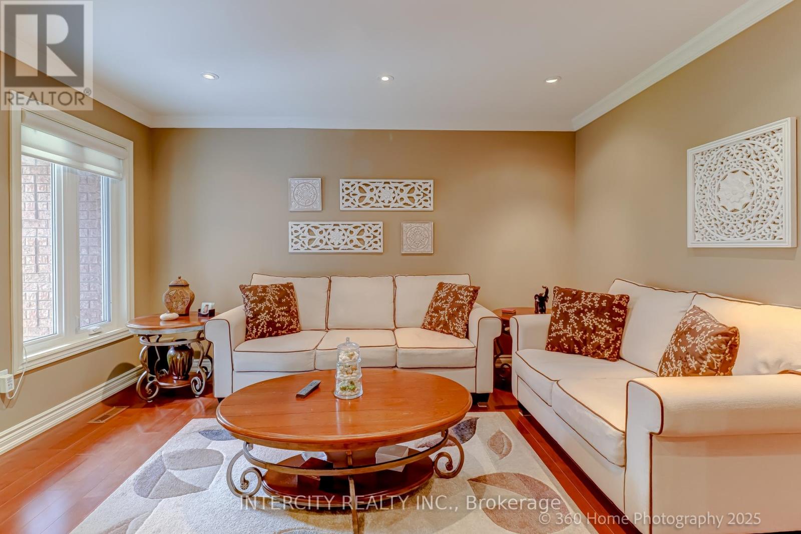Photo 11 of 539 Langport Court, Mississauga ON