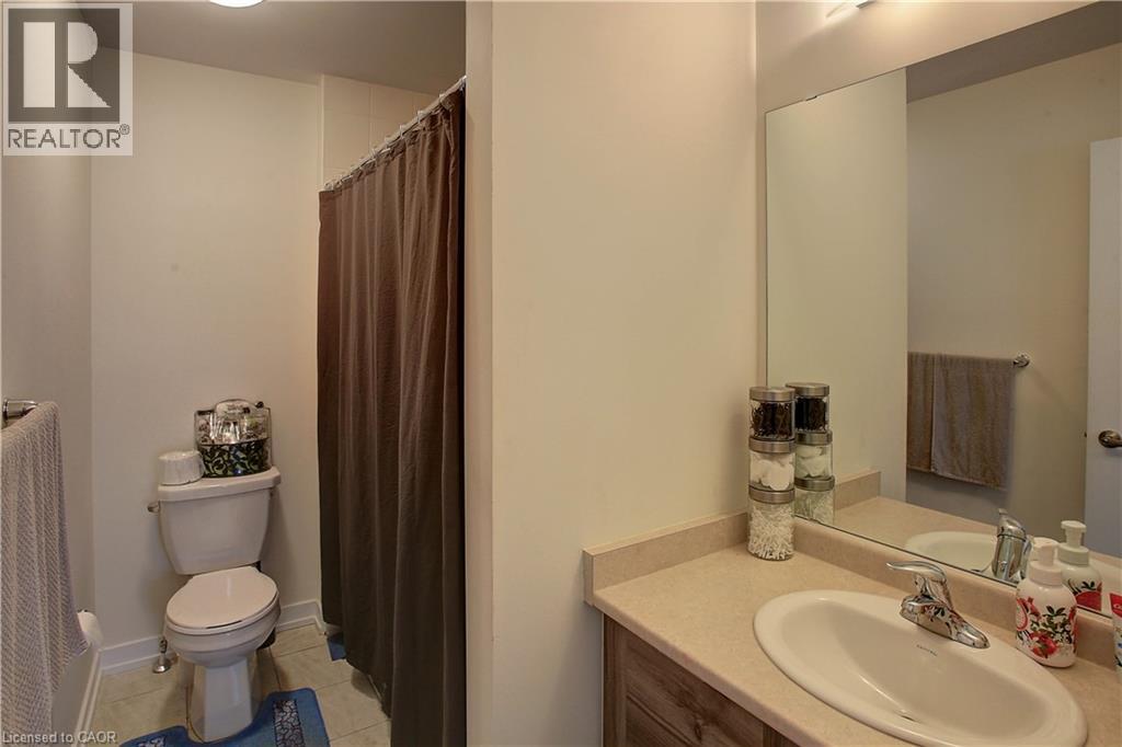 Photo 14 of 198 Wilmot Road, Brantford ON