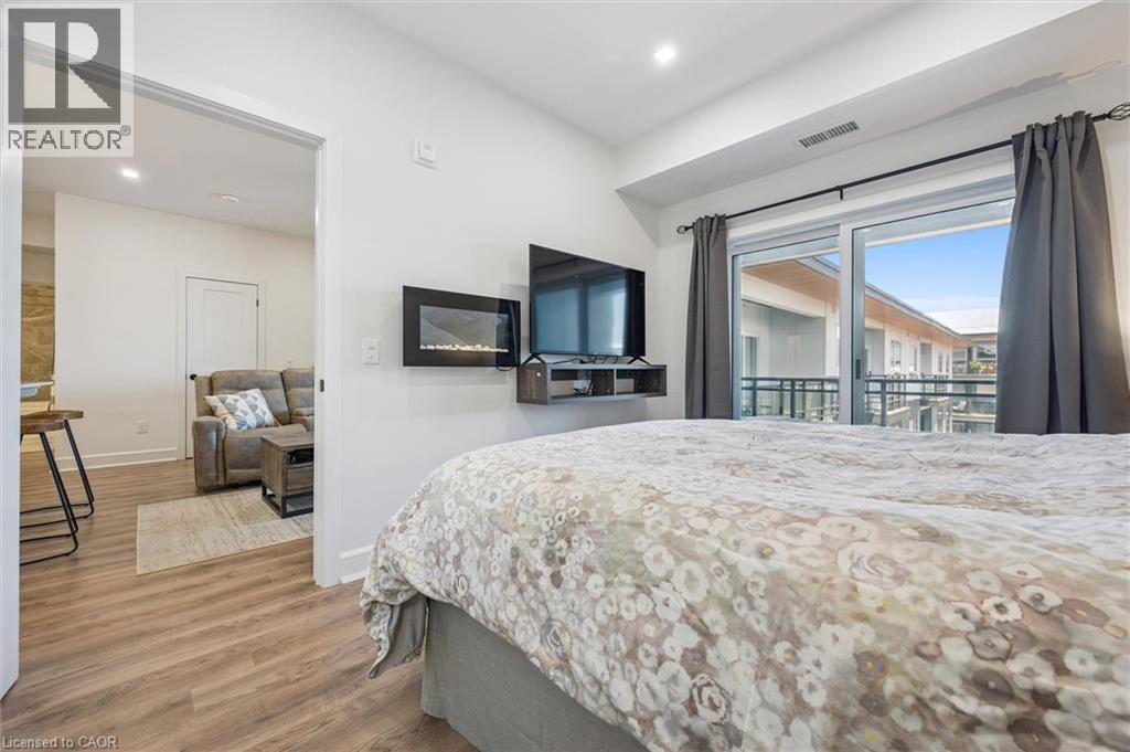 Photo 3 of 251 Northfield Drive E Unit 609, Waterloo ON