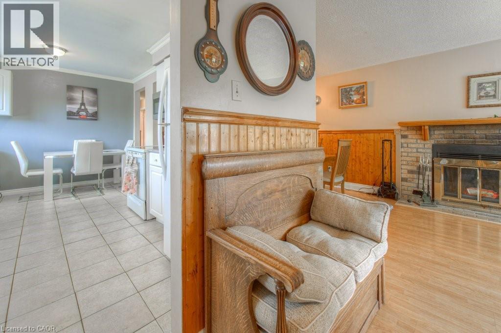 Photo 7 of 66 Daubigny Road, Brantford ON
