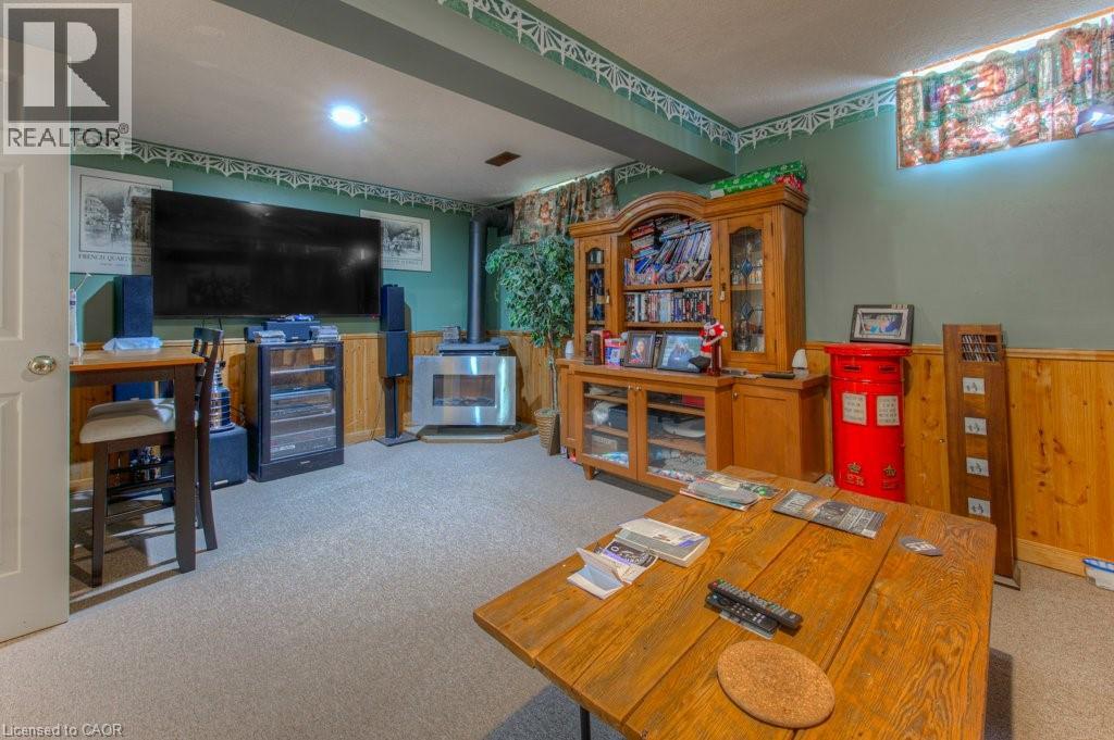 Photo 27 of 66 Daubigny Road, Brantford ON
