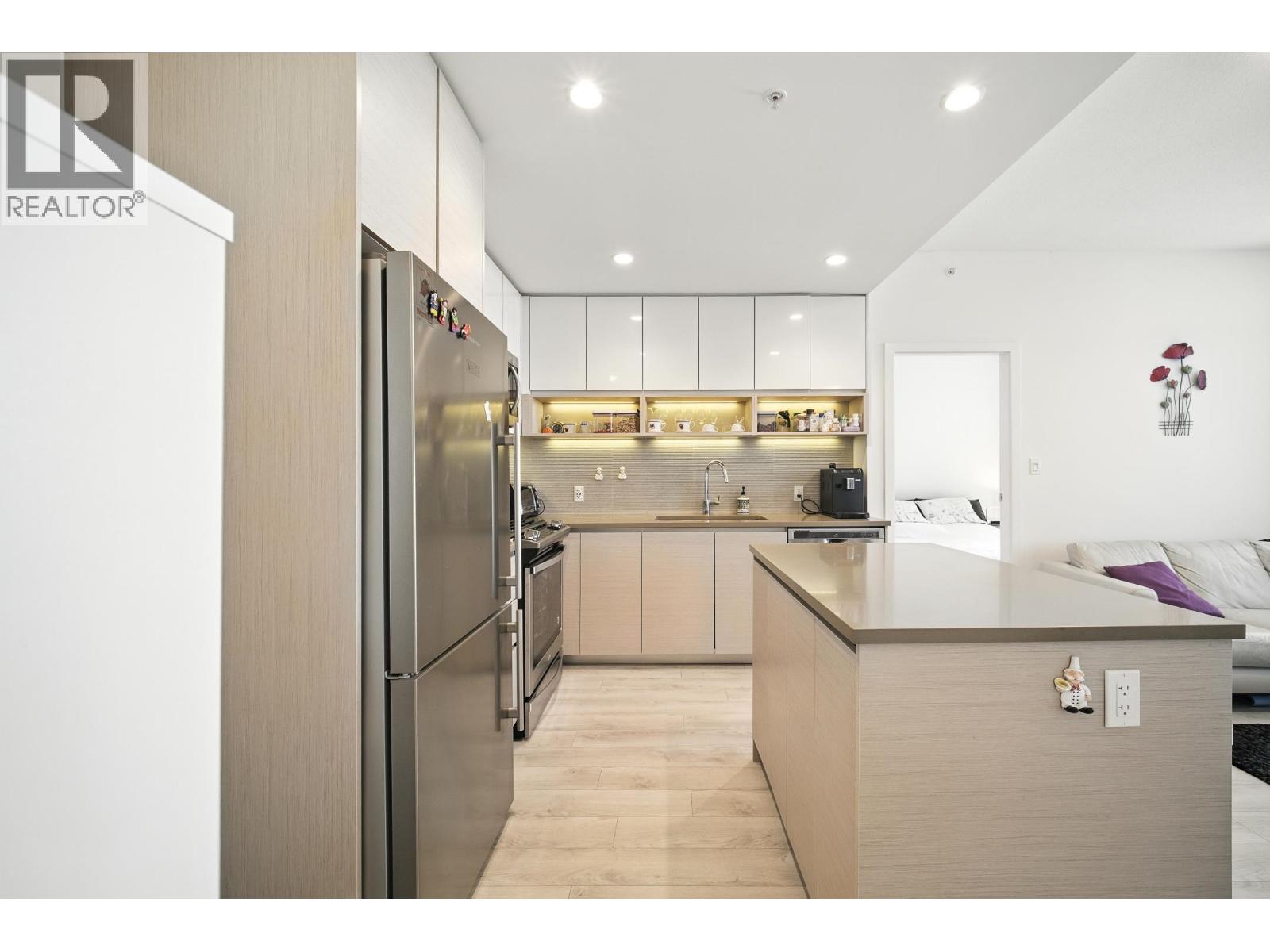 Photo 2 of 1106 8850 University Crescent, Burnaby BC