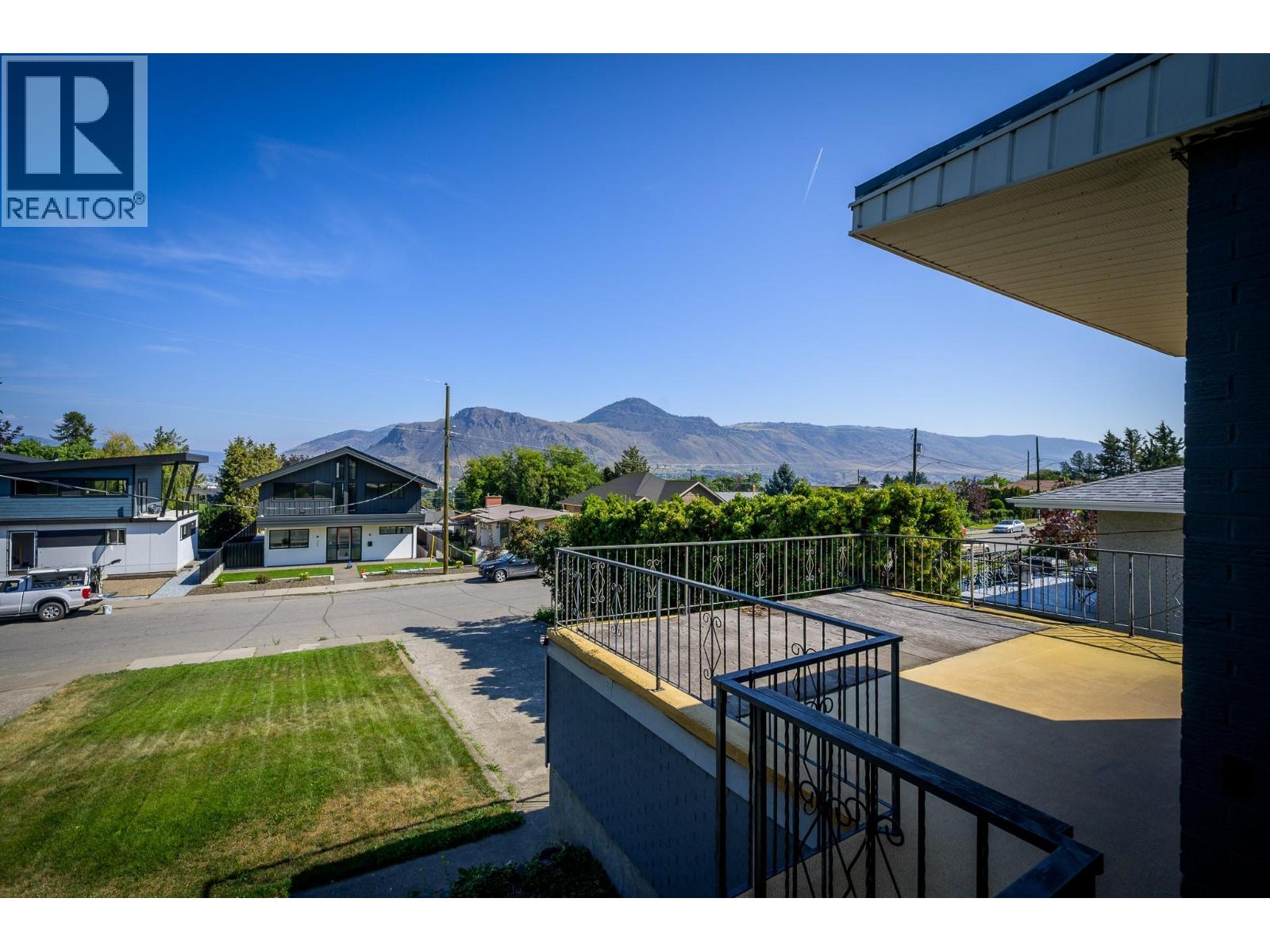 Photo 3 of 727 Douglas Street, Kamloops BC