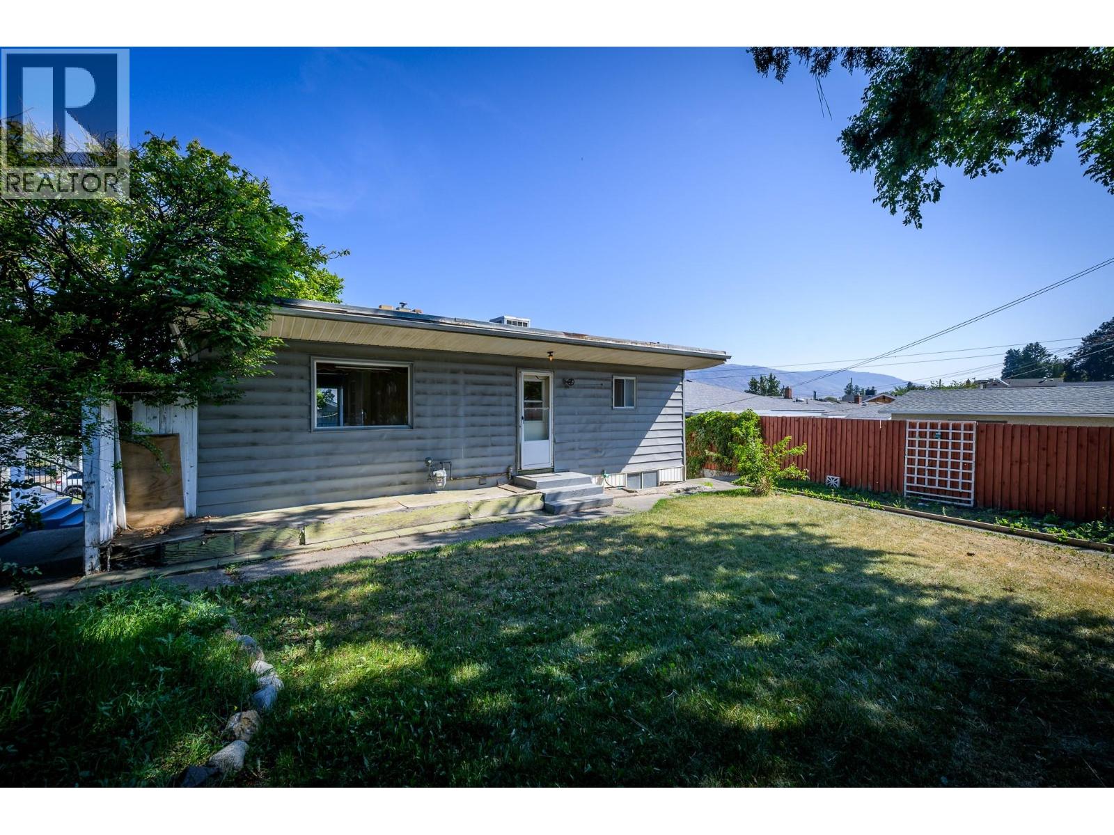 Photo 31 of 727 Douglas Street, Kamloops BC