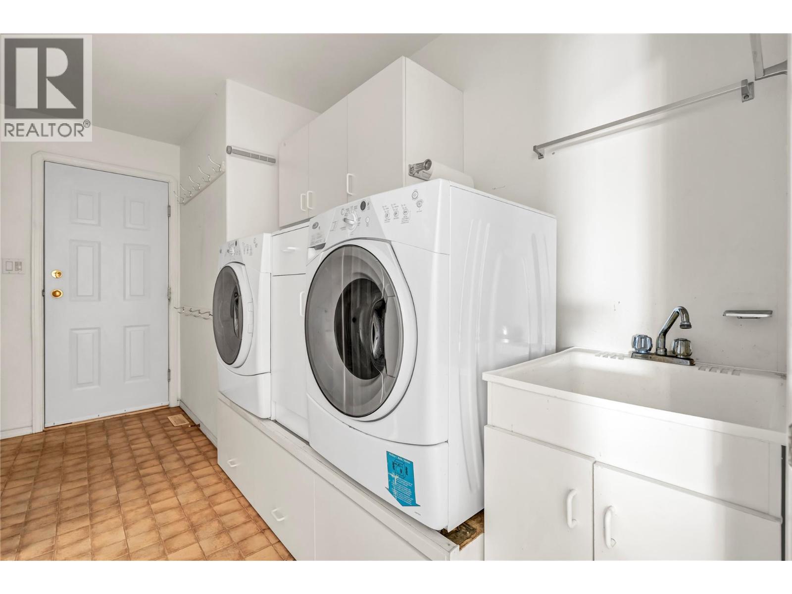 12113 Glen Abbey Court, Osoyoos