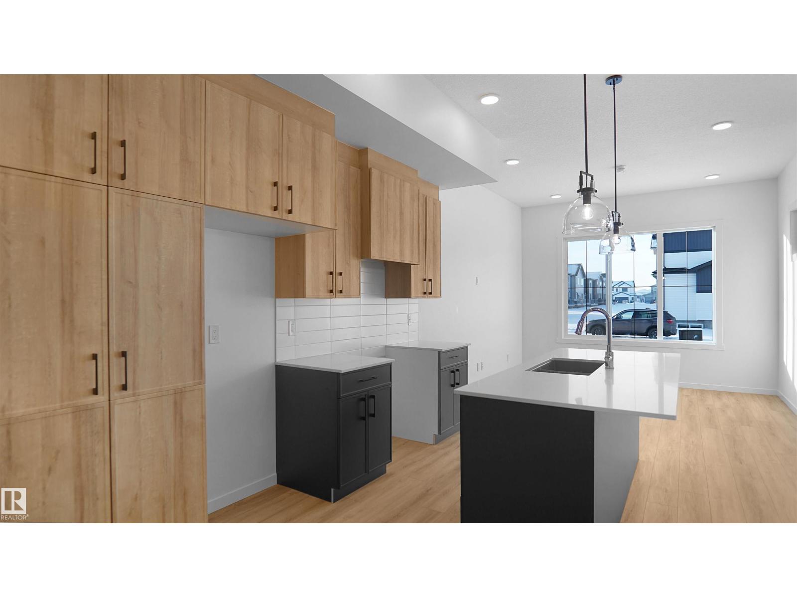 Photo 14 of 7507 Observer Ln Nw, Edmonton AB